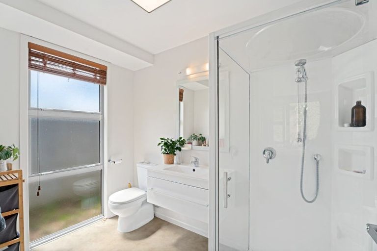 Photo of property in 26 Harrys Close, Arthurs Point, Queenstown, 9371