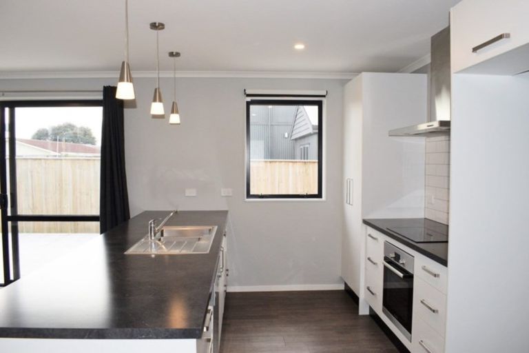 Photo of property in 3 Waihurihia Street, Otaki, 5512