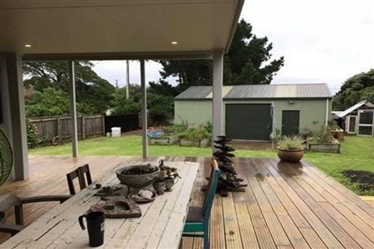 Photo of property in 21 Gawler Street, Te Horo Beach, Otaki, 5581