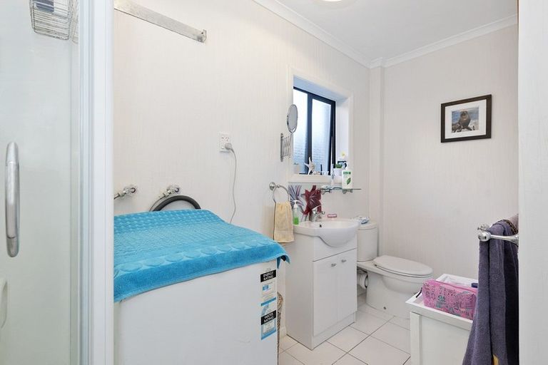 Photo of property in 16b Pohutukawa Drive, Pukete, Hamilton, 3200