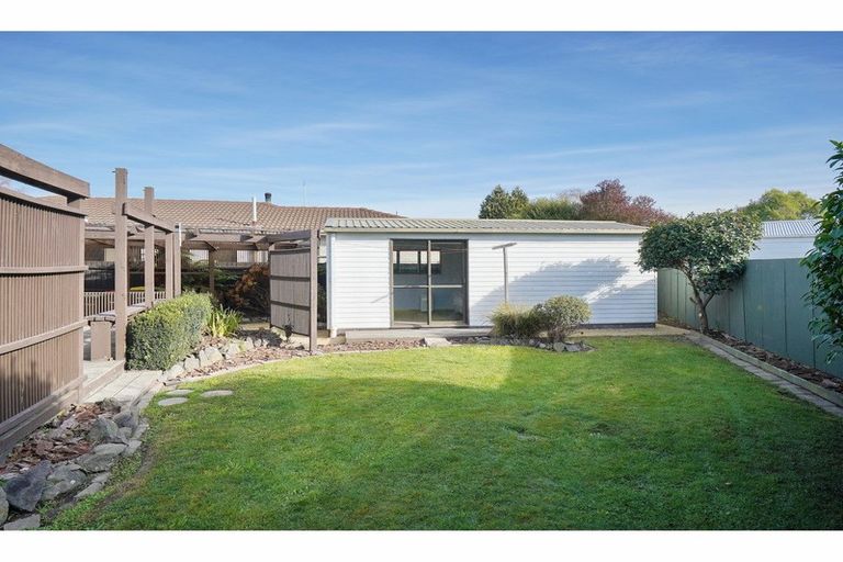Photo of property in 49 Oldwood Street, Bishopdale, Christchurch, 8053