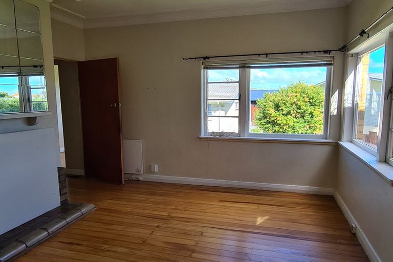 Photo of property in 128 Lake Road, Frankton, Hamilton, 3204