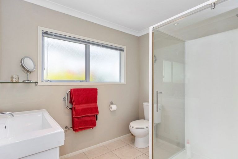 Photo of property in 6 Condor Drive, Pyes Pa, Tauranga, 3112