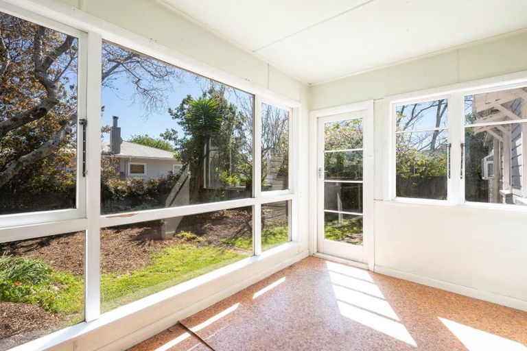Photo of property in 1/38 Parkers Road, Tahunanui, Nelson, 7011