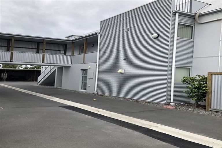 Photo of property in 2/35 Ely Street, Christchurch Central, Christchurch, 8013