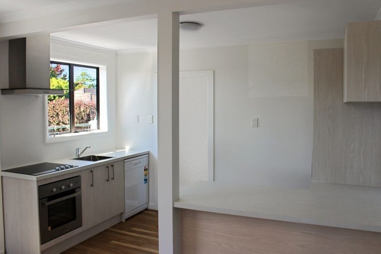 Photo of property in 96 Mcfaddens Road, St Albans, Christchurch, 8052