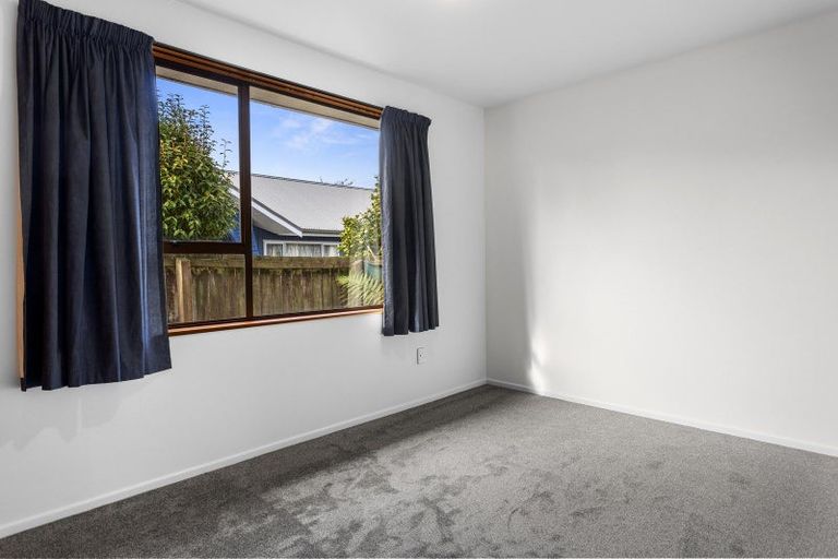 Photo of property in 58b Sarabande Avenue, Redwood, Christchurch, 8051