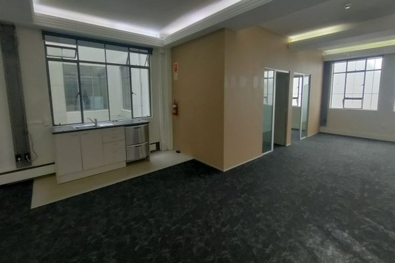 Photo of property in 124 Featherston Street, Palmerston North, 4410