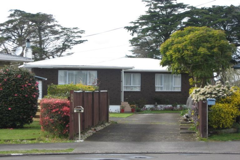 Photo of property in 35a Trafalgar Street, Westown, New Plymouth, 4310