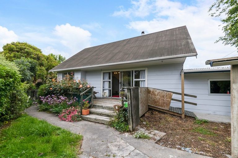 Photo of property in 2/42 Holdaway Street, Riversdale, Blenheim, 7201