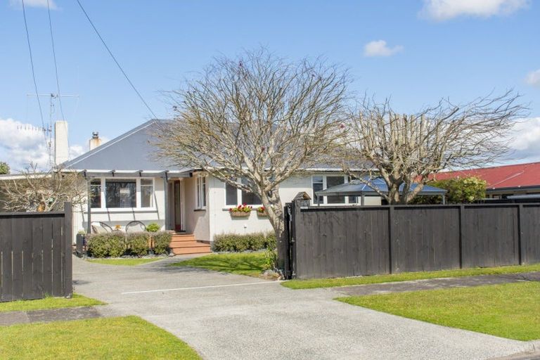 Photo of property in 19a Pemberton Crescent, Greerton, Tauranga, 3112
