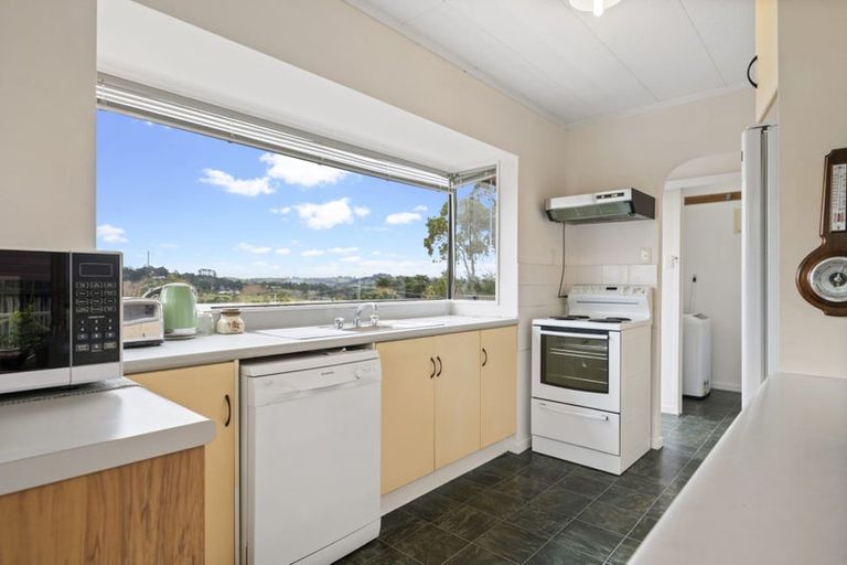 Photo of property in 6 Melia Place, Stanmore Bay, Whangaparaoa, 0932