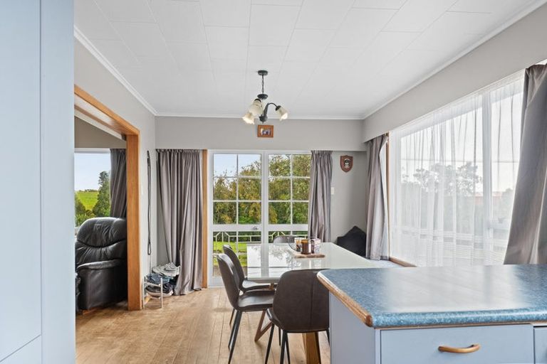 Photo of property in 16 Mayne Street, Waitara, 4320