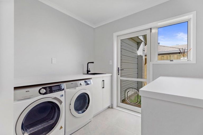 Photo of property in 24 Fahey Avenue, Mount Maunganui, 3116