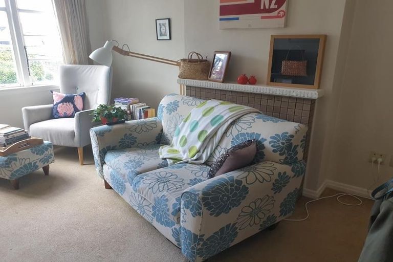 Photo of property in 9 Lewisville Terrace, Thorndon, Wellington, 6011