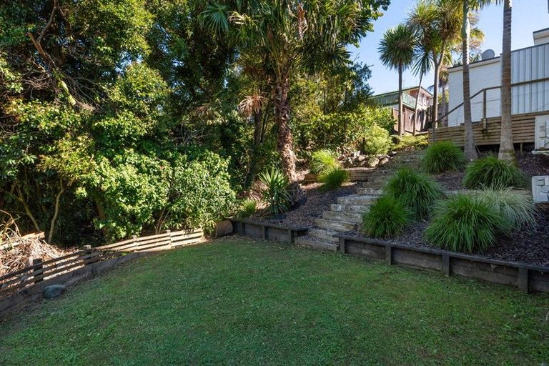 Photo of property in 2/19 Fordham Street, Beach Haven, Auckland, 0626