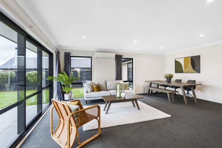 Photo of property in 6 Denimes Crescent, Rolleston, 7614