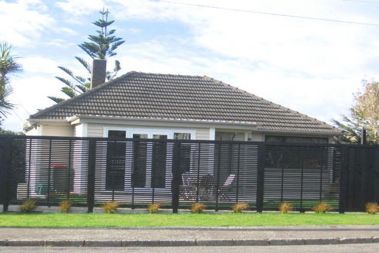 Photo of property in 28 Fisher Street, Johnsonville, Wellington, 6037