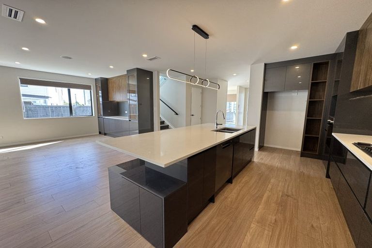 Photo of property in 3 Hind Street, Flat Bush, Auckland, 2019