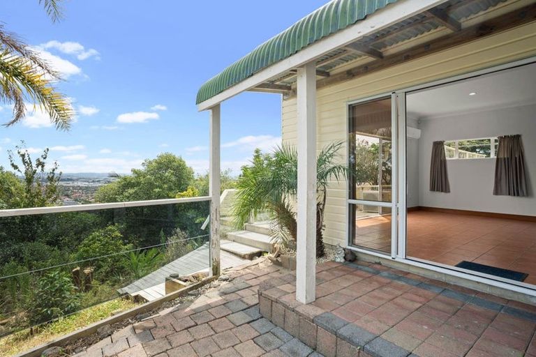 Photo of property in 114 Point View Drive, East Tamaki Heights, Auckland, 2016