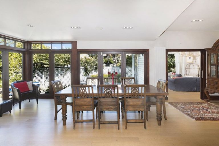 Photo of property in 22 Glandovey Road, Fendalton, Christchurch, 8052