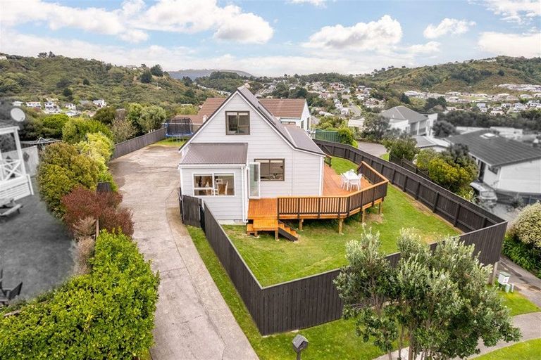 Photo of property in 86 Mercury Way, Whitby, Porirua, 5024