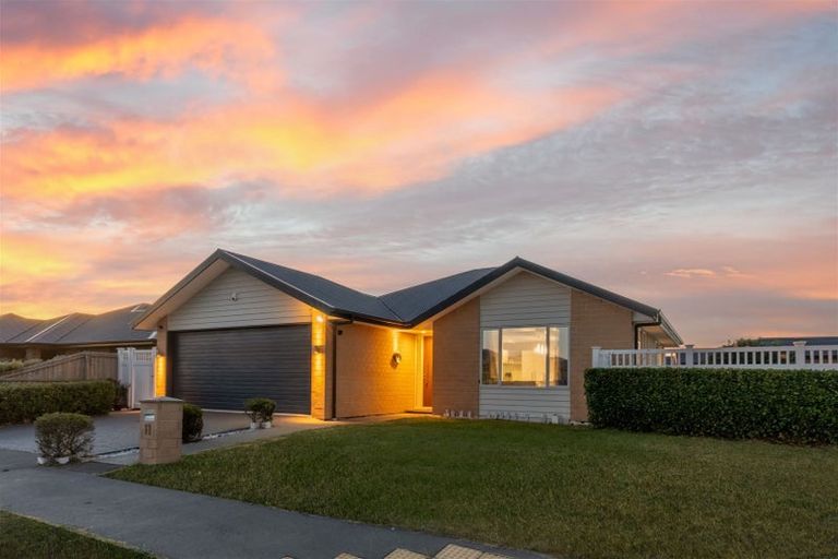 Photo of property in 11 Amelia Place, Wigram, Christchurch, 8025