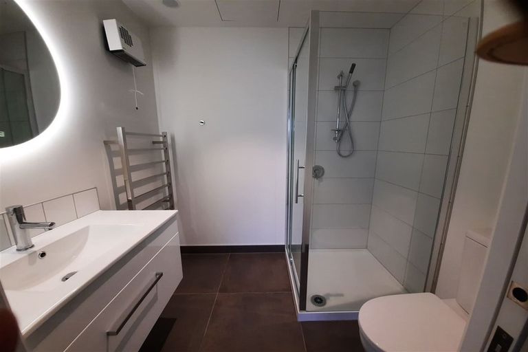 Photo of property in 2/34 Cranmer Square, Christchurch Central, Christchurch, 8013