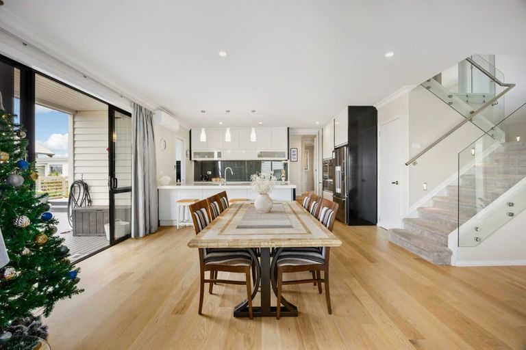 Photo of property in 4 Copper Lane, Long Bay, Auckland, 0630