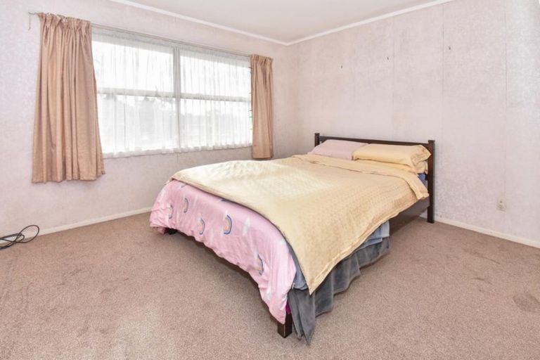 Photo of property in 1/23 Cromdale Avenue, Highland Park, Auckland, 2010
