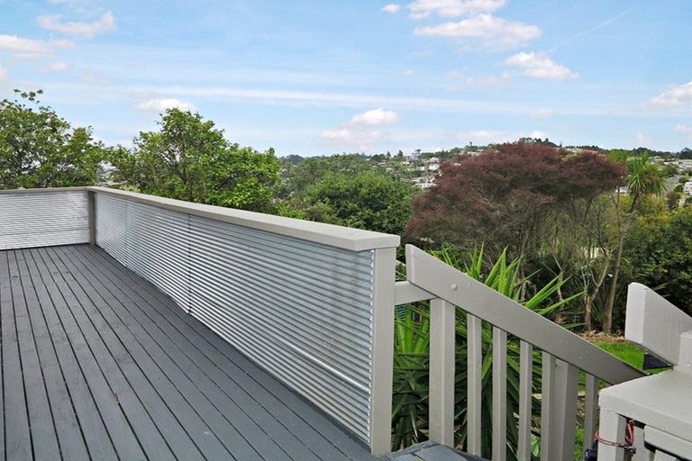 Photo of property in 109 Vipond Road, Stanmore Bay, Whangaparaoa, 0932