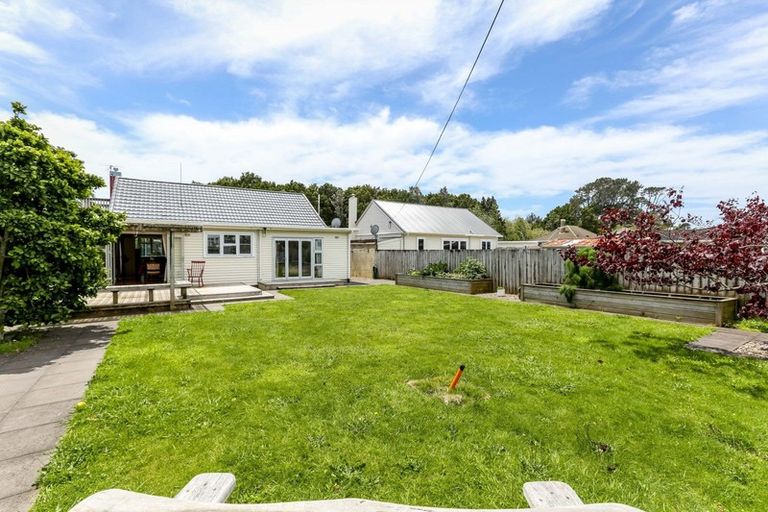 Photo of property in 6 Kaimata Street, Brooklands, New Plymouth, 4310