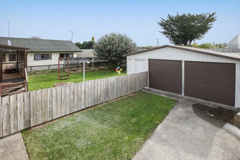 Photo of property in 24 Jasmine Avenue, Dinsdale, Hamilton, 3204