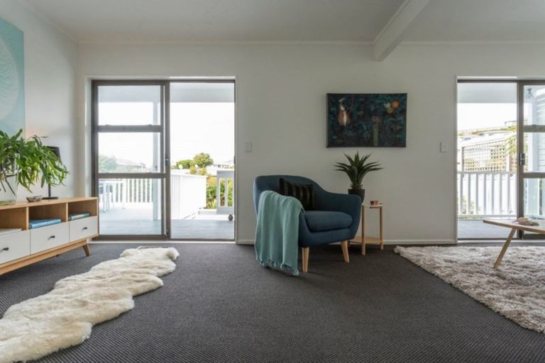 Photo of property in 126 Ironside Road, Johnsonville, Wellington, 6037