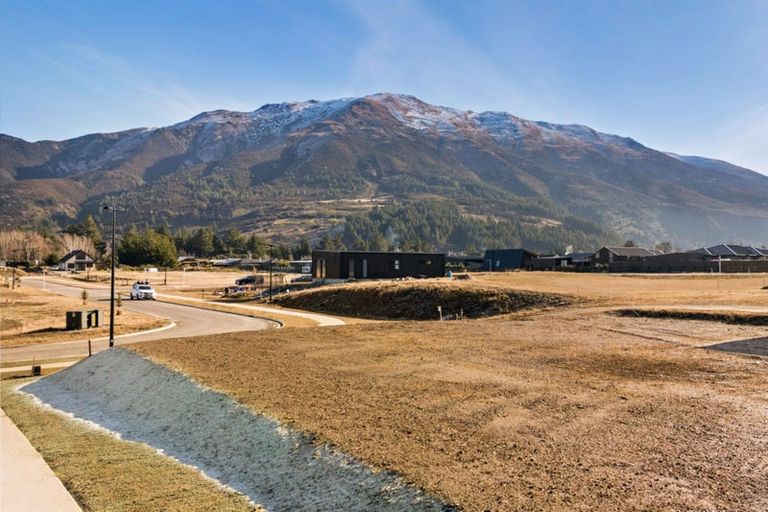 Photo of property in 23 Lost Burn Road, Lake Hawea, 9382
