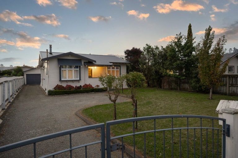 Photo of property in 43 College Street, Awapuni, Palmerston North, 4412