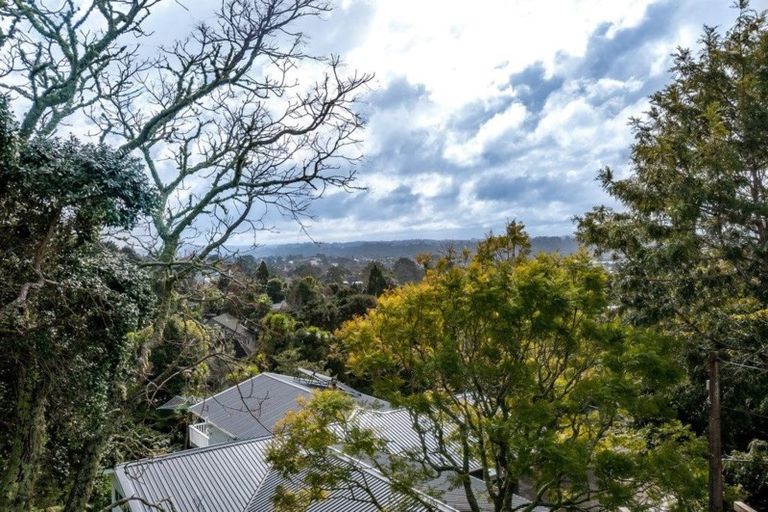 Photo of property in 3/41 Rangatira Road, Beach Haven, Auckland, 0626