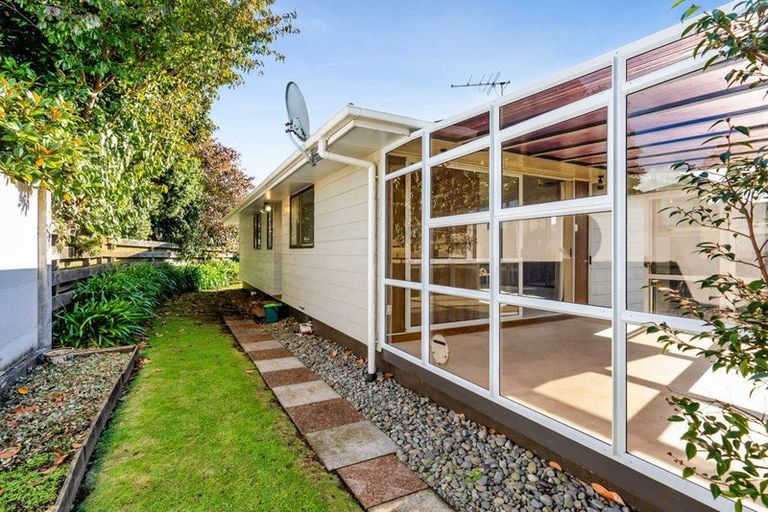 Photo of property in 12 Villa Place, Bell Block, New Plymouth, 4312