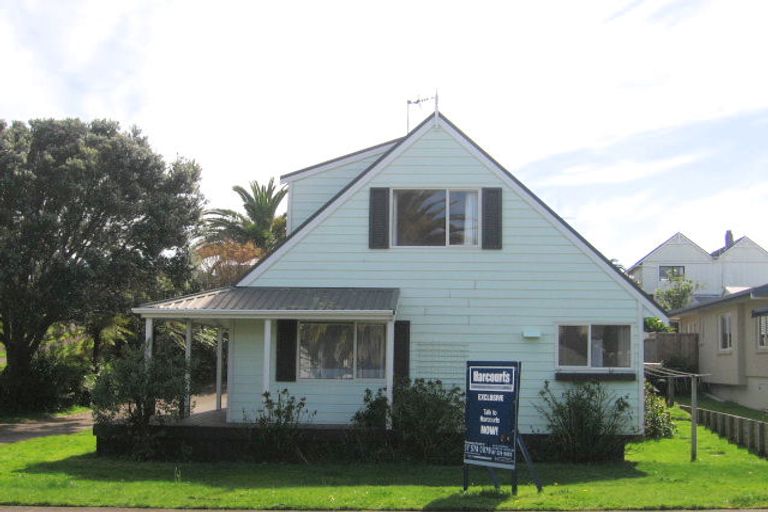 Photo of property in 25 Crescent Road, Otumoetai, Tauranga, 3110