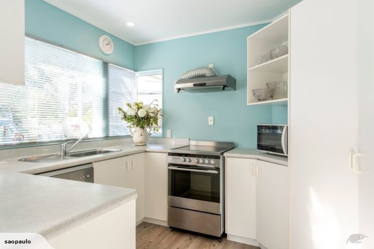 Photo of property in 1/105 Glendale Road, Glen Eden, Auckland, 0602