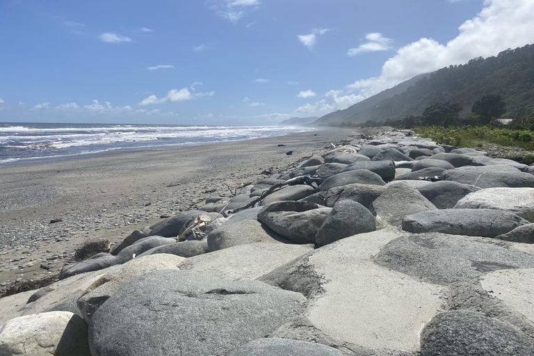 Photo of property in 5 Corbett Street, Hector, 7822