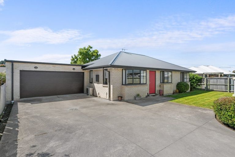 Photo of property in 1/396 Bower Avenue, Parklands, Christchurch, 8083