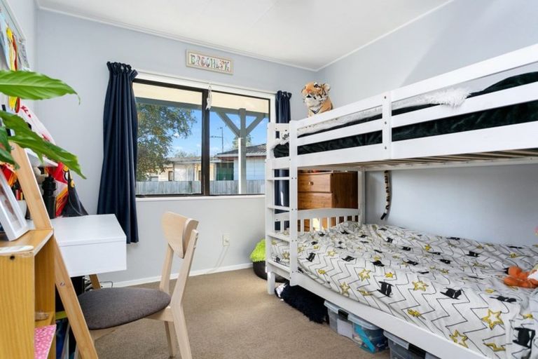 Photo of property in 6 Hulme Place, Leamington, Cambridge, 3432