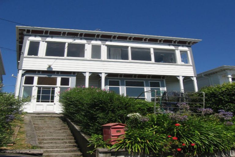 Photo of property in 29 Maarama Crescent, Aro Valley, Wellington, 6021