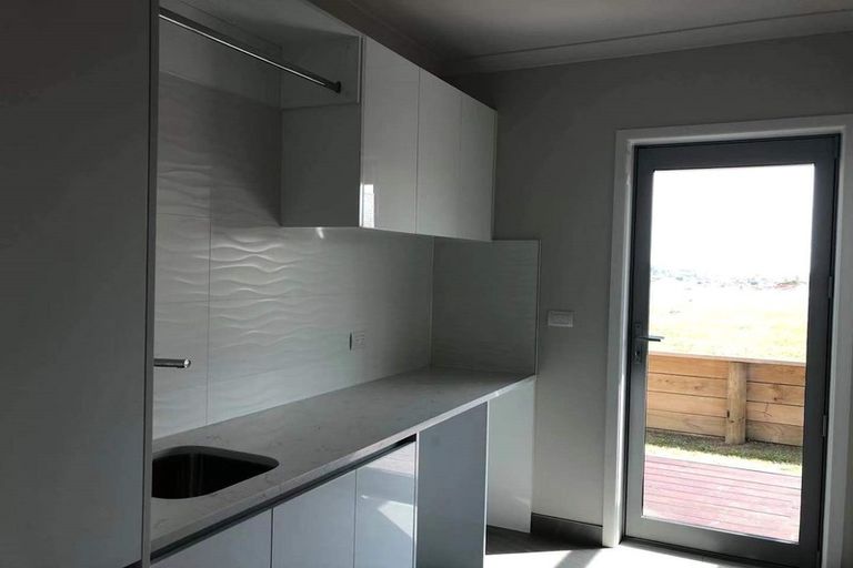 Photo of property in 11 Dulverton Rise, Flagstaff, Hamilton, 3210