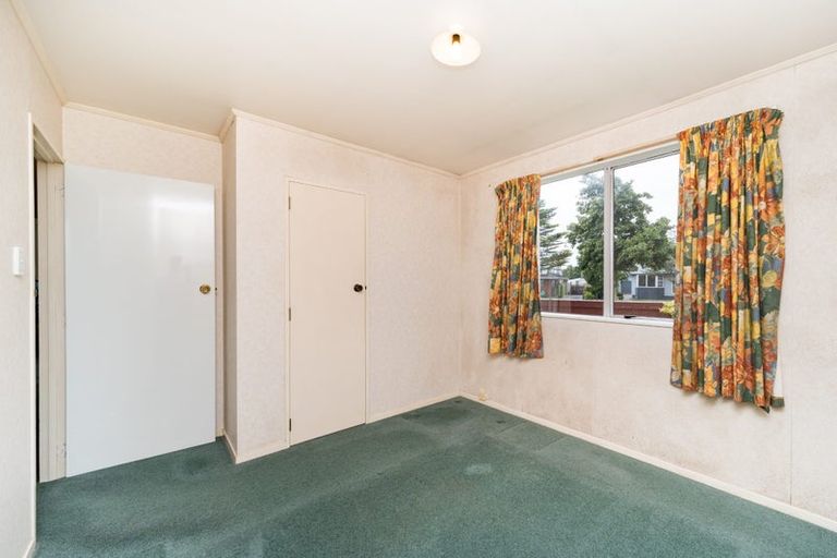 Photo of property in 43 Acacia Street, Kelvin Grove, Palmerston North, 4414