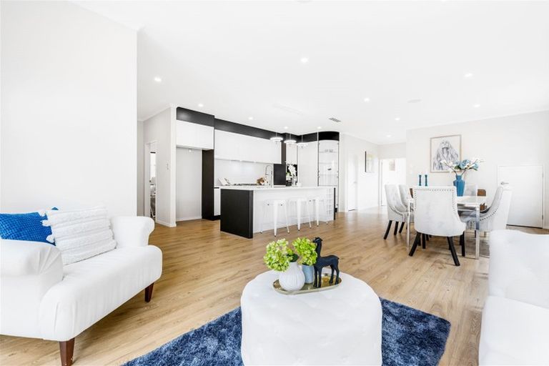 Photo of property in 4 Aklander Rise, Flat Bush, Auckland, 2019