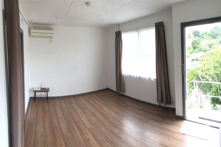 Photo of property in 113a Newlands Road, Newlands, Wellington, 6037