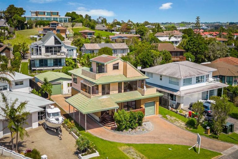 Photo of property in 62 Bay Vista Drive, Red Beach, 0932