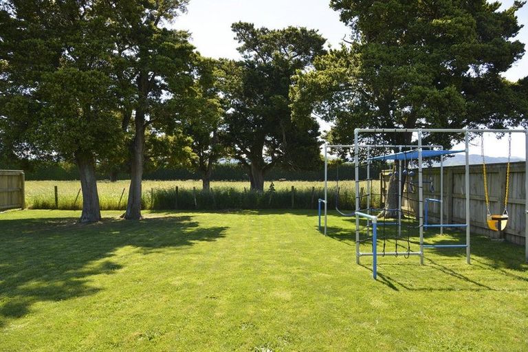 Photo of property in 15 Fantail Avenue, Carterton, 5713